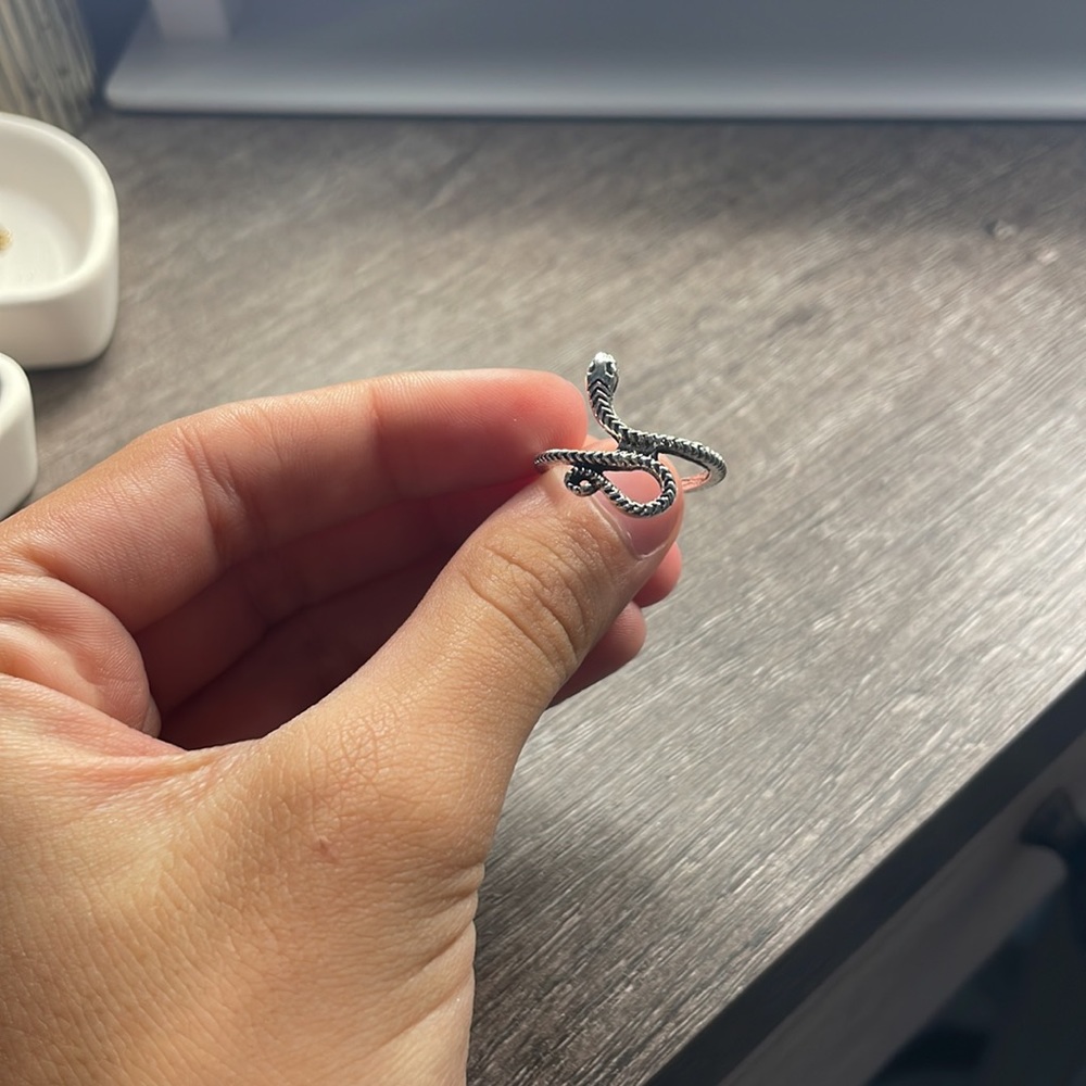 Rings - Picture 3 of 6